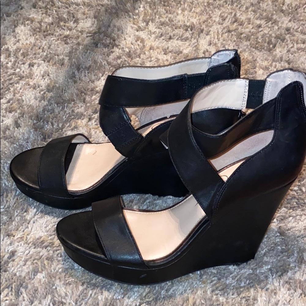 Jessica Simpson Wedges